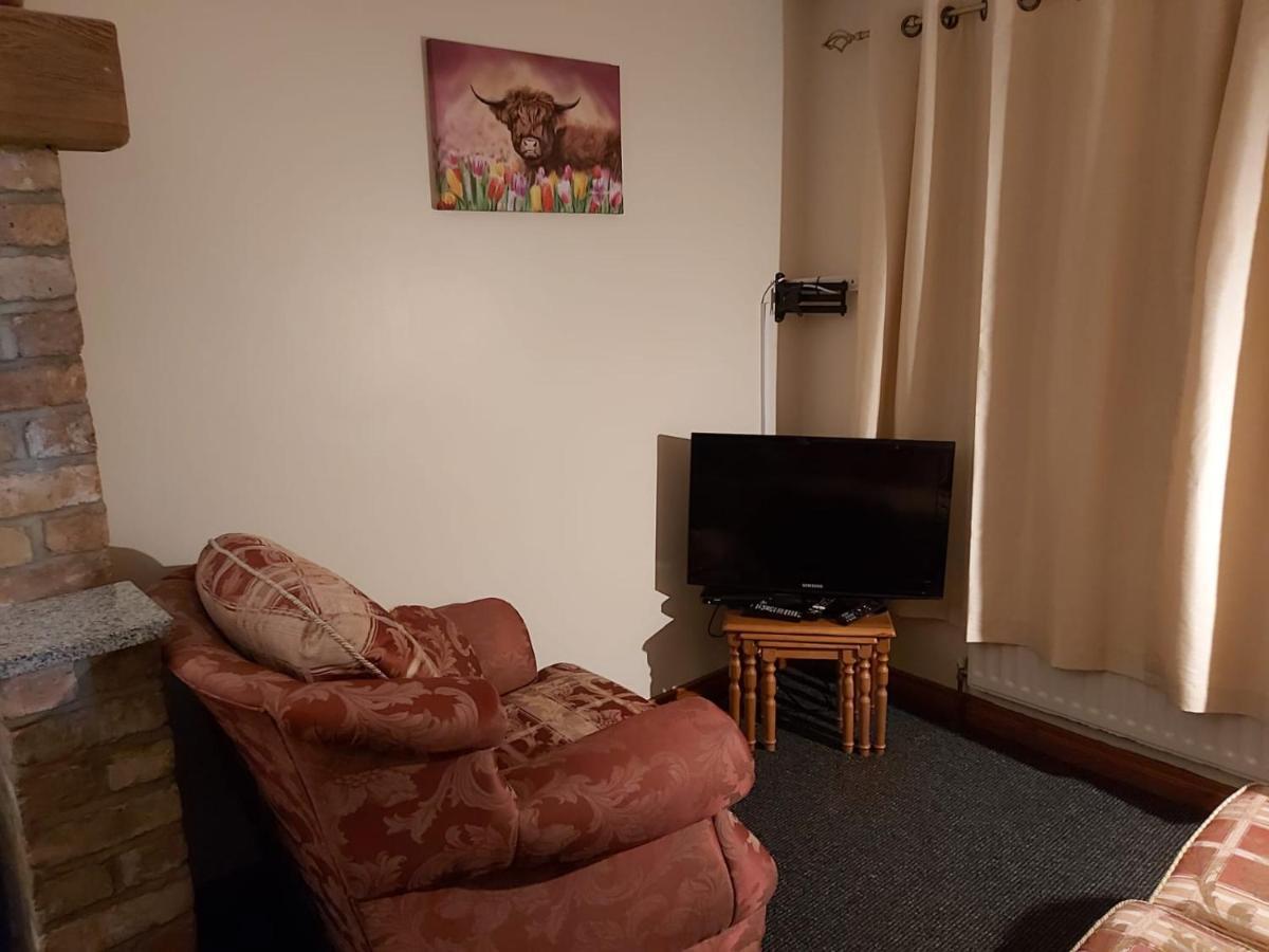 Lovely 2-Bed Cottage At The Foot Of The Mournes Newry Exterior foto
