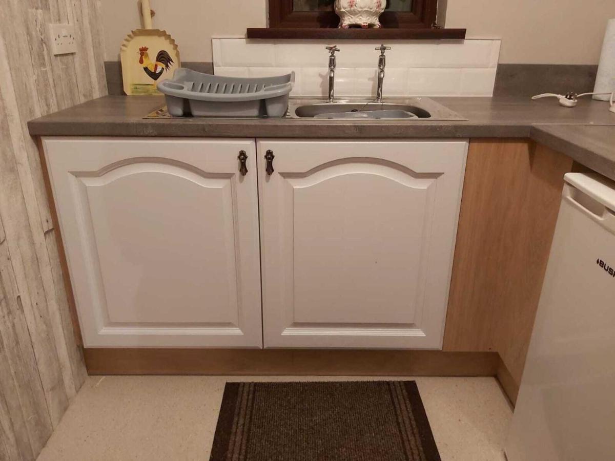 Lovely 2-Bed Cottage At The Foot Of The Mournes Newry Exterior foto